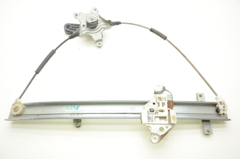 98-04 FRONTIER Passenger Right Front Manual Window Regulator