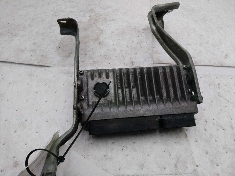 Used Engine Control Module (ECM) fits: 2016 Toyota Highlander Electronic Control