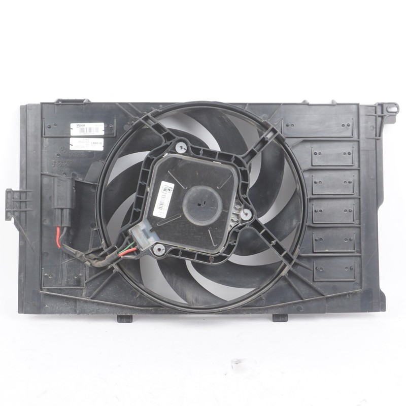 2014 - 2021 BMW i3 I01 BEV Engine Motor Cooling Radiator Fan Assembly OEM