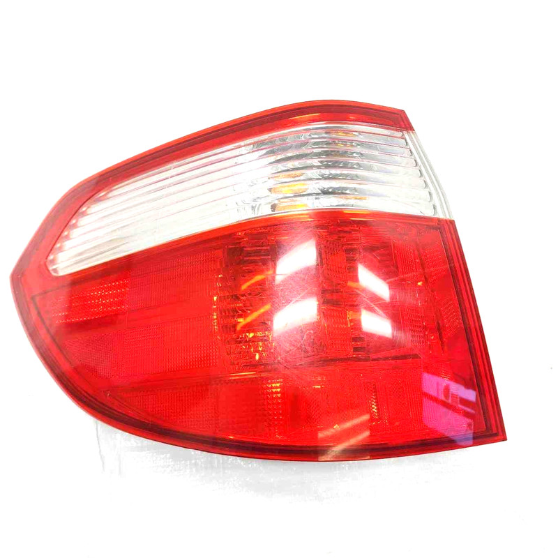 2005 Odyssey LH Driver Side Rear Tail Lamp Assembly Light Scratches 33551SHJA11