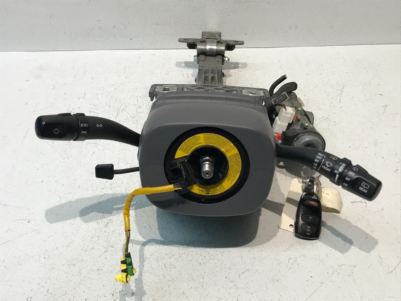 2006-2010 Sedona Kia Steering Column Left Driver Ignition Switch Cylinder OEM