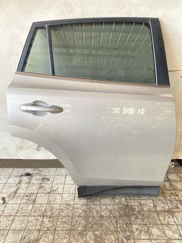 Rear Door TOYOTA RAV-4 Right 13 14 15 16 17 18