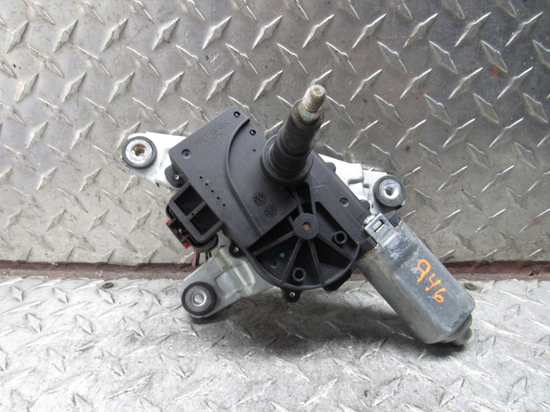2008-2012 JEEP LIBERTY REAR WIPER MOTOR ASSEMBLY DAIMLER CHRYSLER 57010090AC