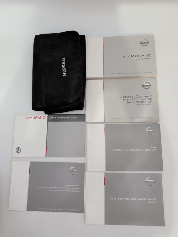 2015 Nissan Murano Owners Manual with Navigation guide, warranty books and case