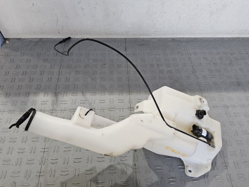 Wash Reservoir Classic Style Fits 15-19 SIERRA 1500 PICKUP 3496353