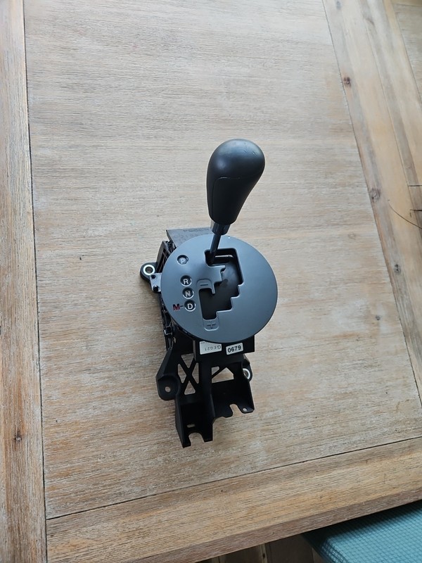 07-09 Mazda CX-7 Shifter Transmission Shift assembly 1443601 knob trim bezel oem