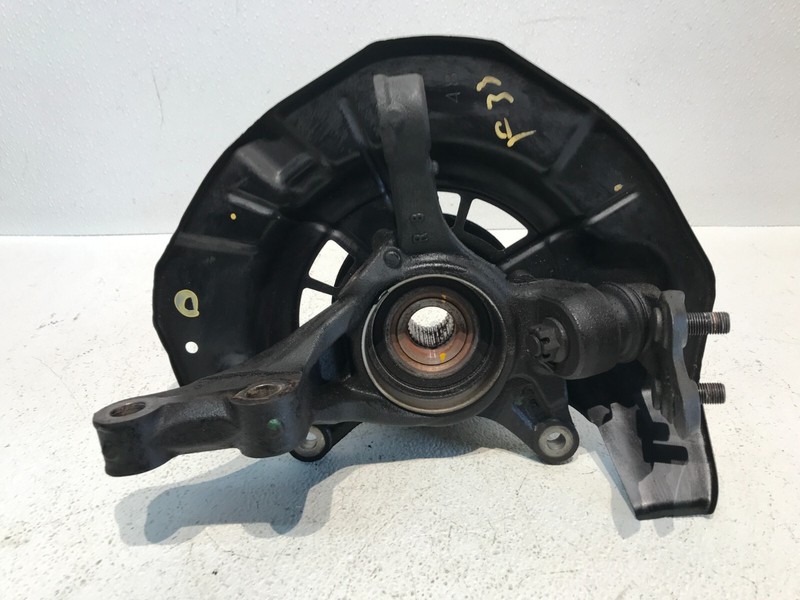 04-07 TOYOTA HIGHLANDER Spindle Knuckle Front Right Passenger OEM 177k