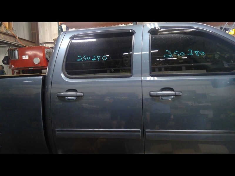 Passenger Rear Side Door Crew Cab Fits 07-14 SIERRA 2500 PICKUP 1632103