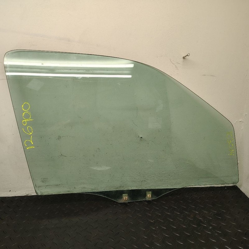 01-07 Ford Escape Front Right Passenger Door Glass Tinted OEM 5L8Z-7821410-AA