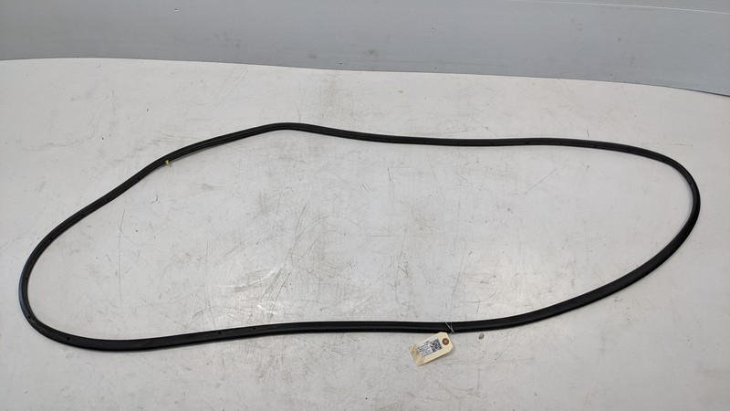Front Right Door Weatherstrip 2017 Lincoln MKX FA1Z-5820530-A 2016 2018