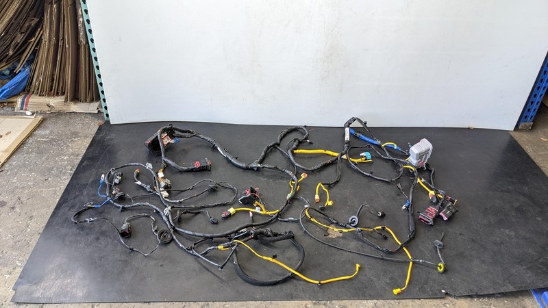 Body Floor Wiring Harness 2019 Kia Soul 91585-B2871 2017 2018