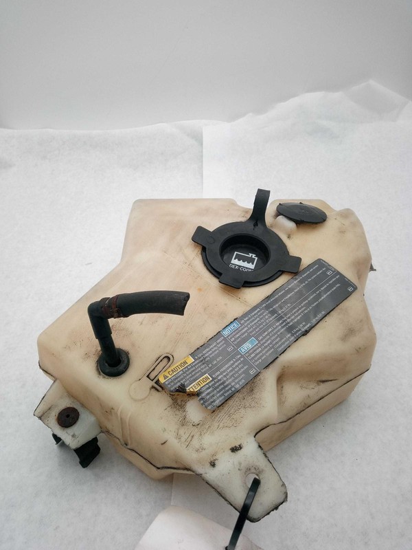 2007 Buick Rendezvous Engine Coolant Reservoir White OEM 15250668 138K Miles