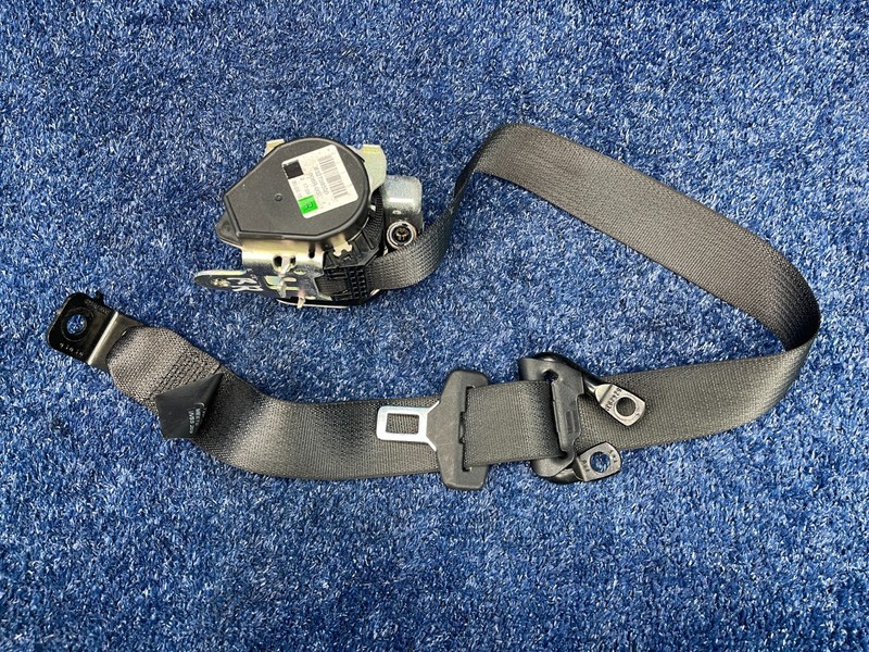 2016–2019 Buick Cascada Rear Right Seat Belt OEM 6326390