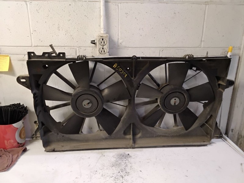 2010-2014 Ford F150 Radiator Fan Motor Fan Assembly
