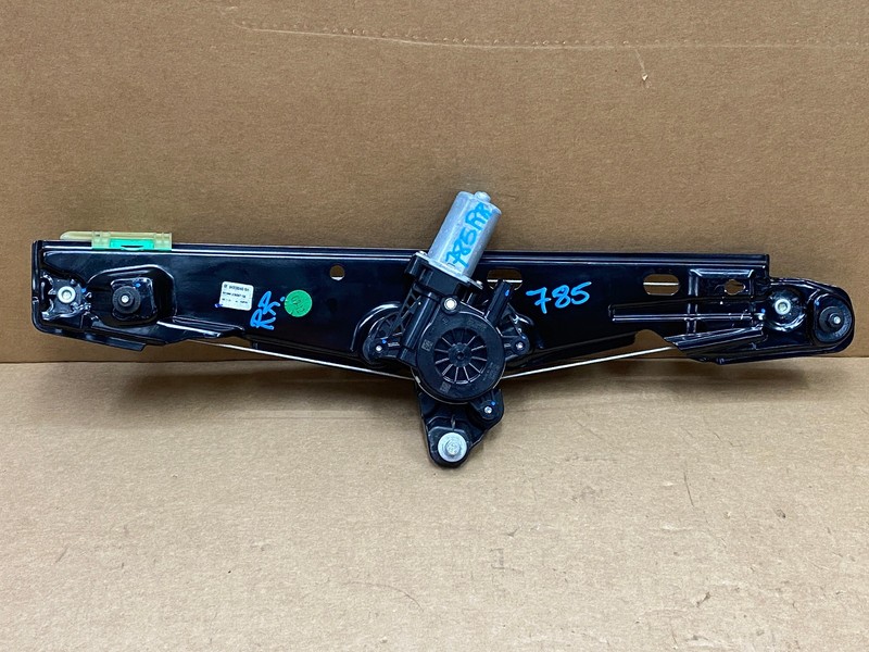21-25 BUICK ENVISION REAR RIGHT PASSENGER SIDE WINDOW REGULATOR MOTOR OEM LOT785