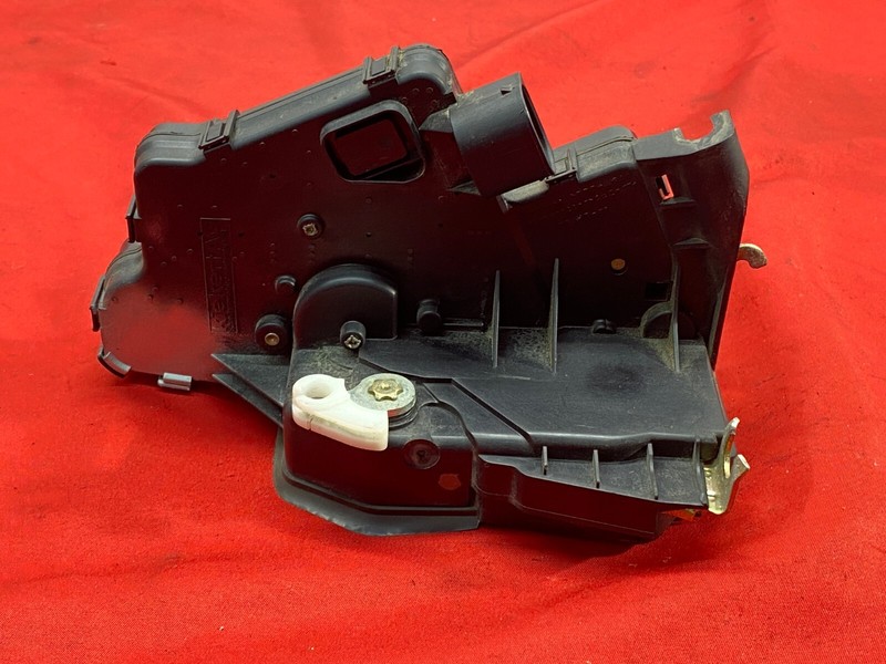 01-05 BMW E46 3 Series Sedan Rear Right Passenger Lock Latch Actuator Motor OEM✅