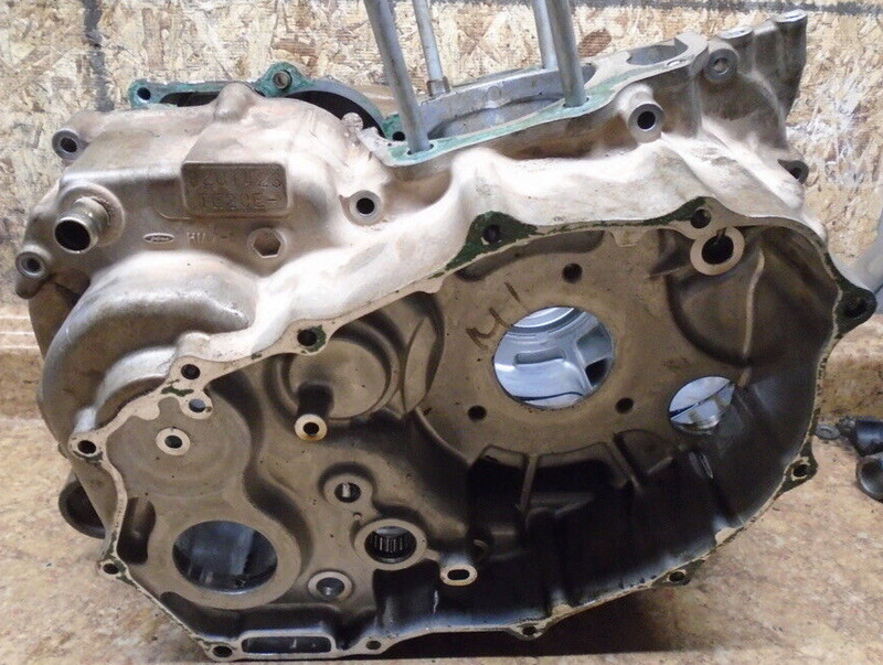 1997 Honda TRX400 TRX 400 4X4 Foreman Engine Cases Casing Motor Block Crankcase