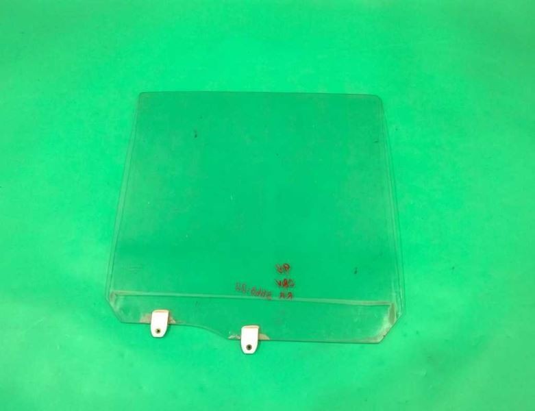 00 01 CR-V PASSENGER RIGHT REAR WINDOW DOOR GLASS OEM 3563-22