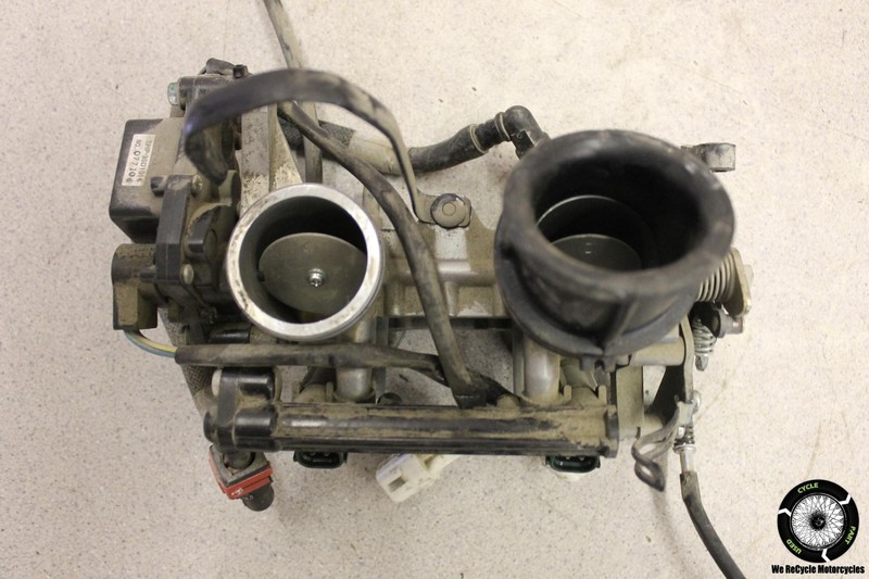 2011 Kawasaki Ninja 650R EX650C THROTTLE BODIES BODY INTAKE FUEL INJECTORS EX 11