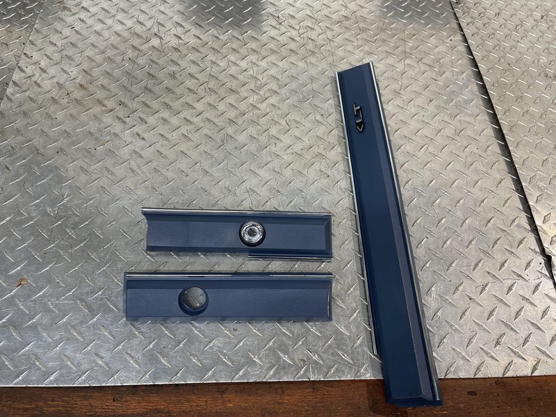 1983-1988 Ford Ranger Clean Blue Dash Trims Assembly Oem Tested