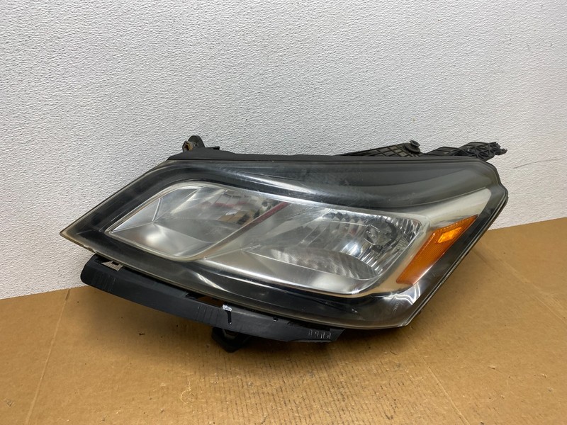 2013-2017 Chevrolet Traverse Left Driver LH Side Headlight Halogen OEM AE0592 DW