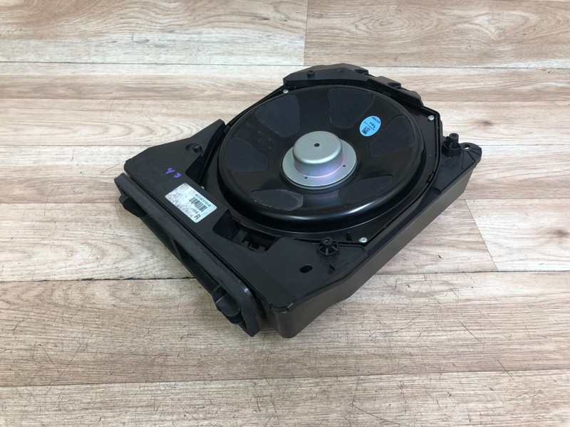BMW OEM F30 320 328 335 M3 FRONT PASSENGER SIDE SUBWOOFER SPEAKER 2012-2016