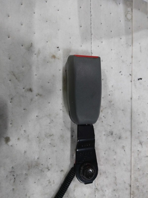 2003-2004 Acura MDX Silver OEM Seat Belt Passenger Side, 153K Miles