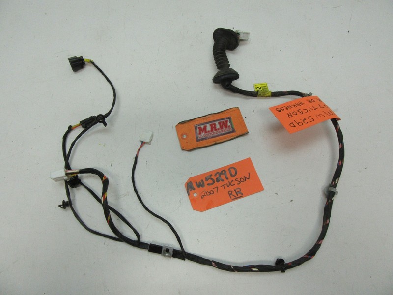 WIRE HARNESS PASSENGER SIDE REAR BACK DOOR LATCH WINDOW MOTOR R for TUCSON 05-09