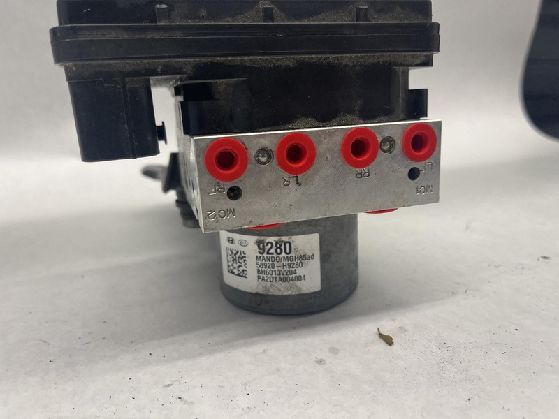20-'22 HYUNDAI ACCENT ABS pump module assembly 40k miles OEM 1 Year Wnty!