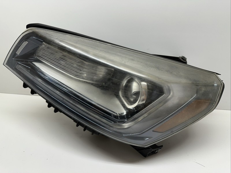 23181977 | 2013 - 2016 GMC Acadia Xenon HID Left Headlight OE Driver Headlamp LH