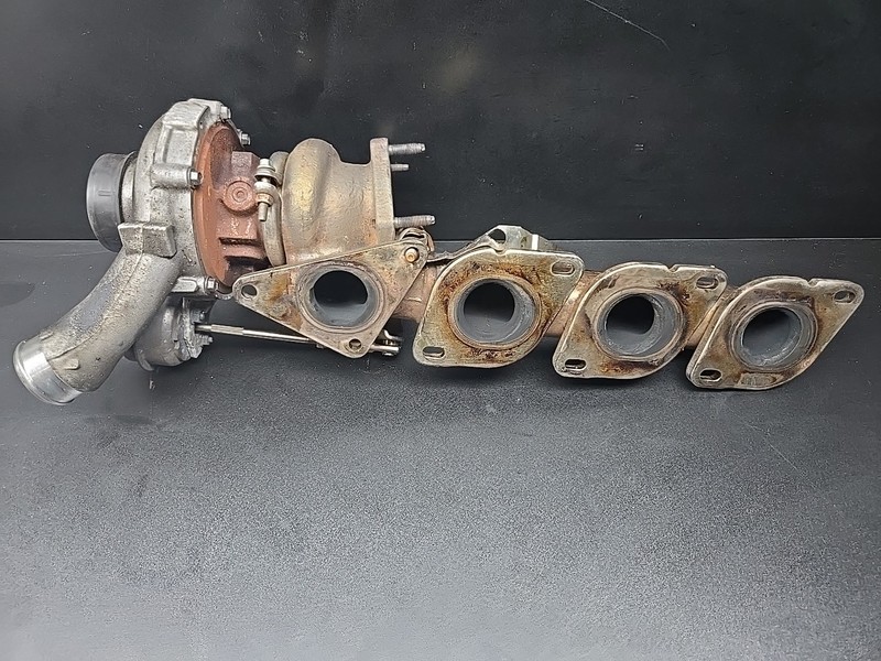 Mercedes W216 CL550 S550 M278 Left Side Turbocharger Turbo Charger Manifold OEM