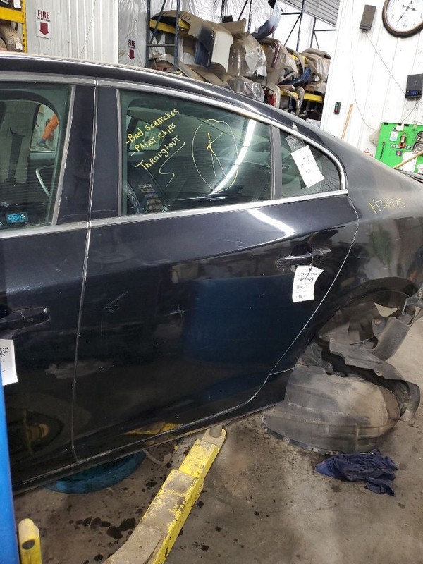 Driver Rear Side Door VIN Y 1st Digit SWB Fits 14-18 VOLVO S60 294132