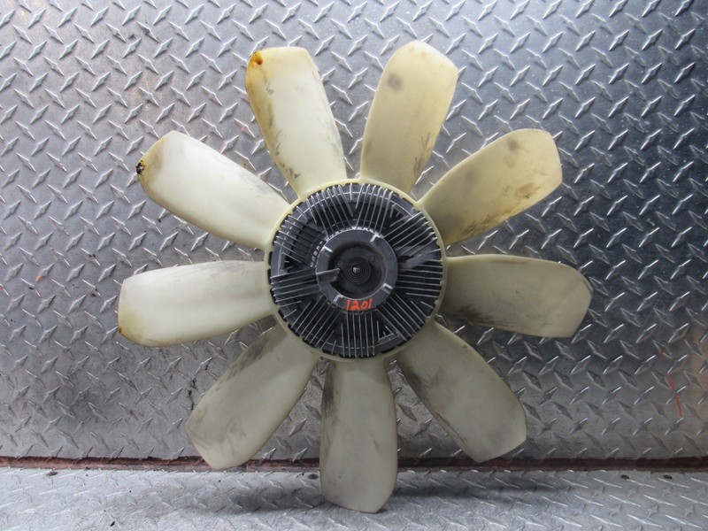 2004 GMC YUKON XL 1500 DENALI ENGINE COOLING FAN CLUTCH W/ FAN BLADE