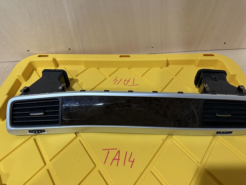 2014 Volkswagen Touaregdashboard trim 7P1857226 OEM