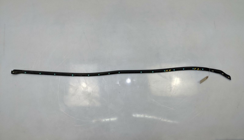 Rear Right Door Lower Weatherstrip 2020 Cadillac CT5 84028333 2021 2022 2023