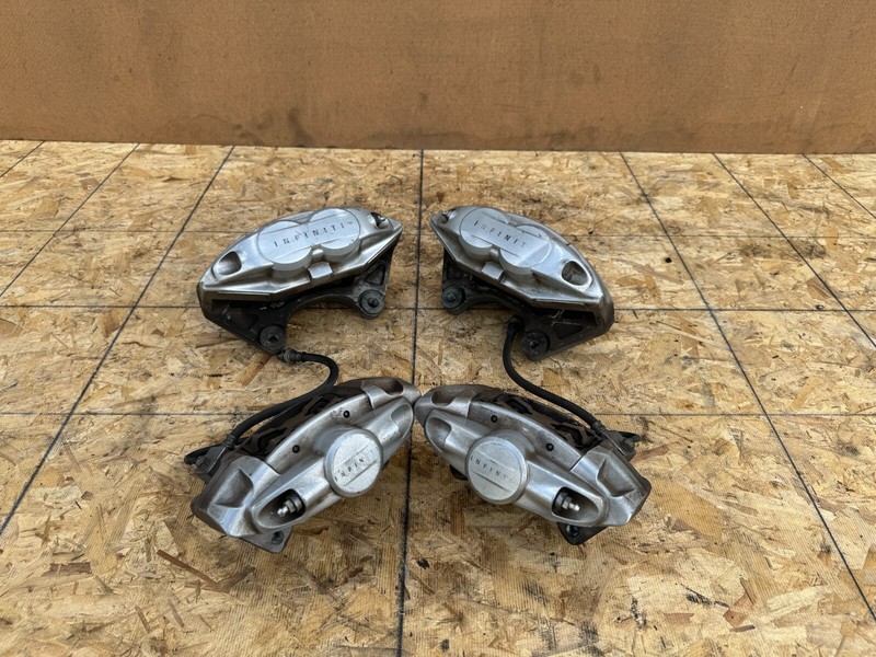INFINITI NISSAN 2007-2024 OEM FRONT REAR AKEBONO BRAKES CALIPERS SET