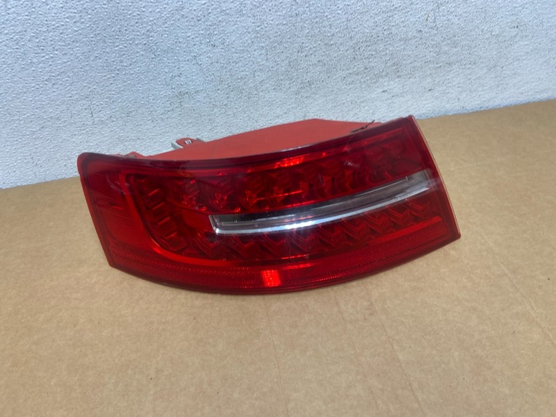 2009 2010 2011 Audi A6 Left Driver LH Side Tail Light OEM ad5272 DG