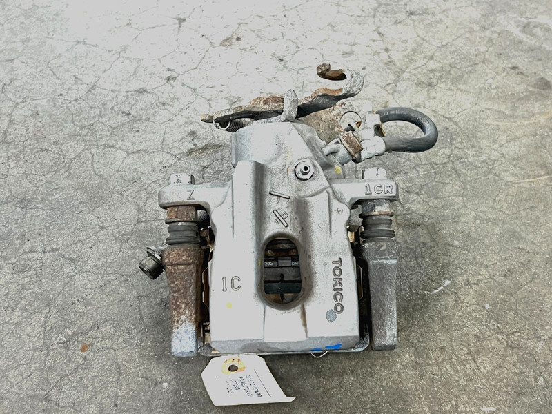 ⭐2017-2022 TOYOTA PRIUS PRIME FWD REAR RIGHT SIDE BRAKE CALIPER ASSY OEM LOT2685