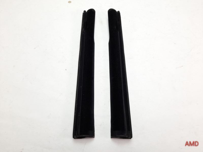 2005 BMW 330ci 325ci E46 Convertible Soft Top Center Window Guide Set L+R