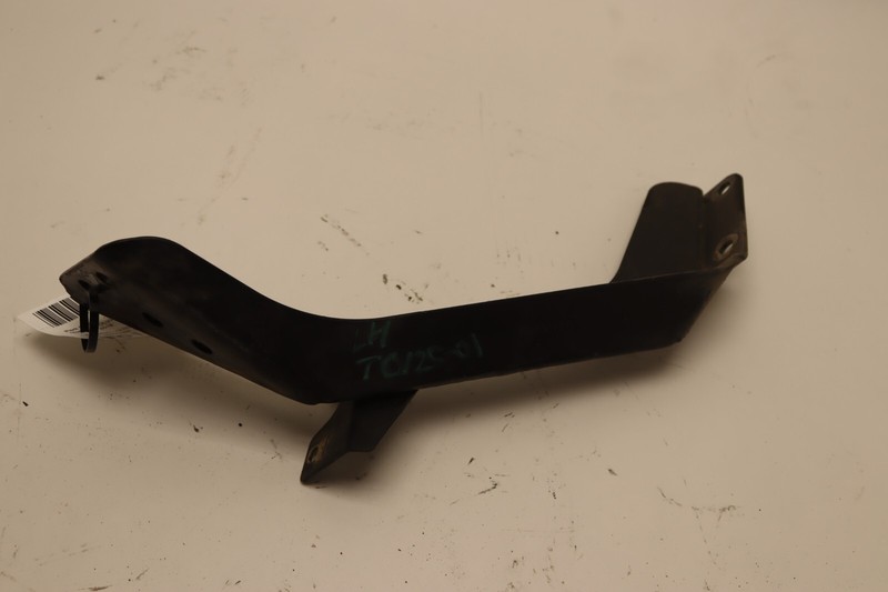 2018-2024 VOLVO VNL 760/860 FRONT LEFT HOOD LOWER MOUNT BRACKET 82771488 OEM