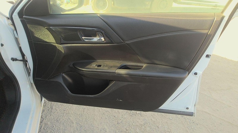 Front Door Trim Panel HONDA ACCORD Right 15 14 13 16 17