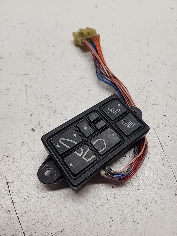 DAC7665 | 92-96 Jaguar XJS Left DriverSeat Control Memory Switch OEM LH LF