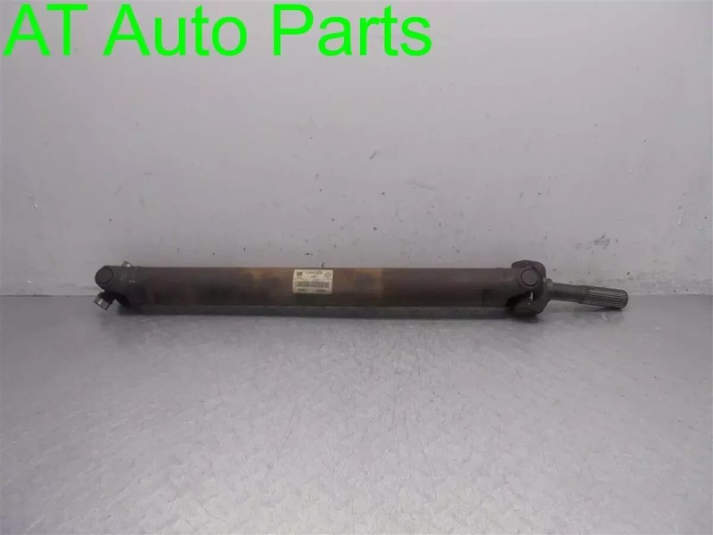 (00-06) Chevy Silverado Suburban Tahoe Sierra Yukon Front Drive Shaft 15182095