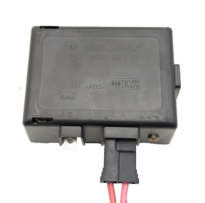 98-05 Mercedes W163 ML320 ML430 ML55 Radio Antenna Amp Amplifier 1638200289 OEM���