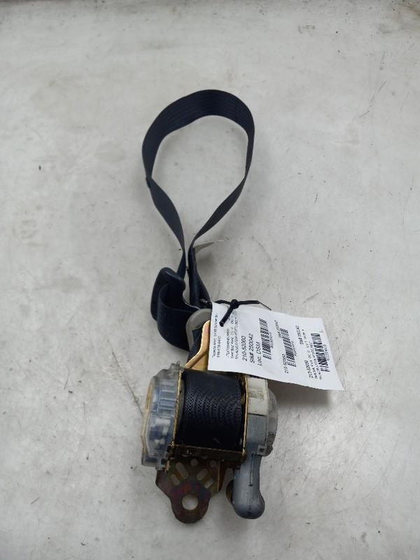 04 05 06 SCION XB FRONT PASSENGER RIGHT SEAT BELT