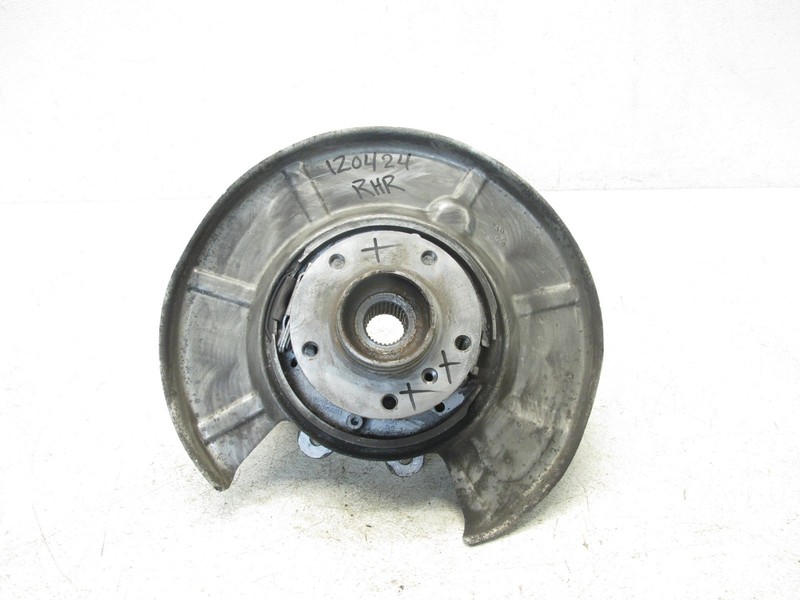 02-07 BMW E63 E64 650i 745i SPINDLE KNUCKLE WHEEL HUB BEARING REAR RIGHT 120424