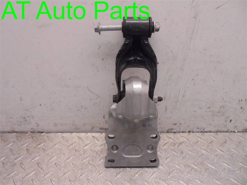 2008 3.9L CHEVROLET UPLANDER DRIVER FRONT ENGINE MOUNTING BRACKET