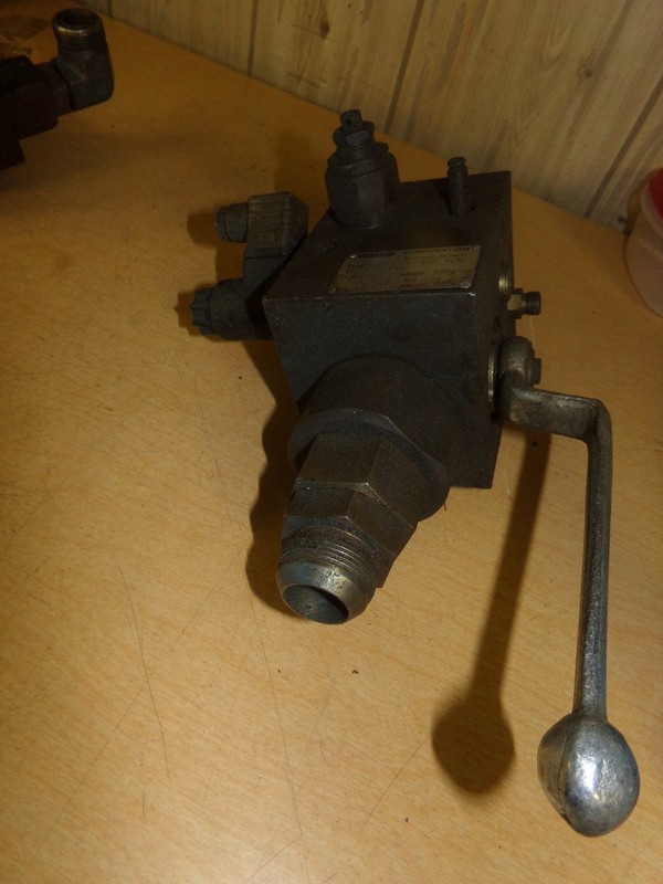 Hydac 02054809 SAB32E12Y1-315C-5630 32mm MAWP: 5800 PSI *FREE SHIPPING*