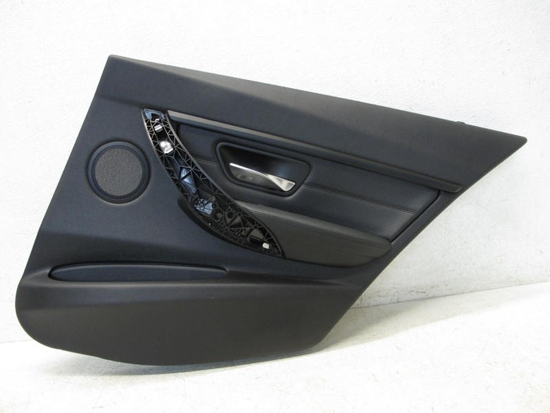 12-19 BMW F30 335i 328i RWD xDRIVE SEDAN DOOR PANEL REAR RIGHT OEM 121224
