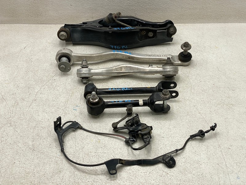 13-20 LEXUS GS200T GS350 REAR LEFT DRIVER SIDE CONTROL ARM SET OEM LOT776